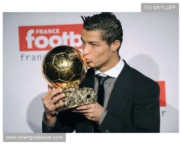 谈判陷入僵局！维尼休斯提续约条件遭拒，C罗拉莫斯均因此离队